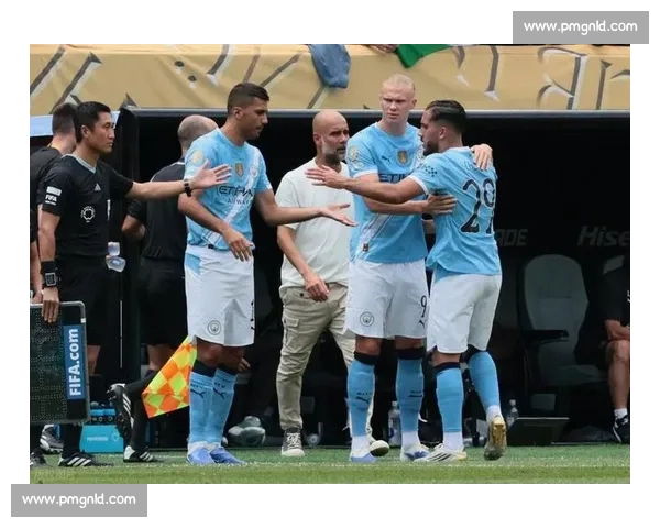 世俱杯曼城 2-0 维达德，马宁强硬执法怒怼瓜迪奥拉引争议