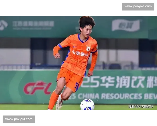 暖心兄弟情！彭啸安抚失球外援 泰山逆境中显团队底色