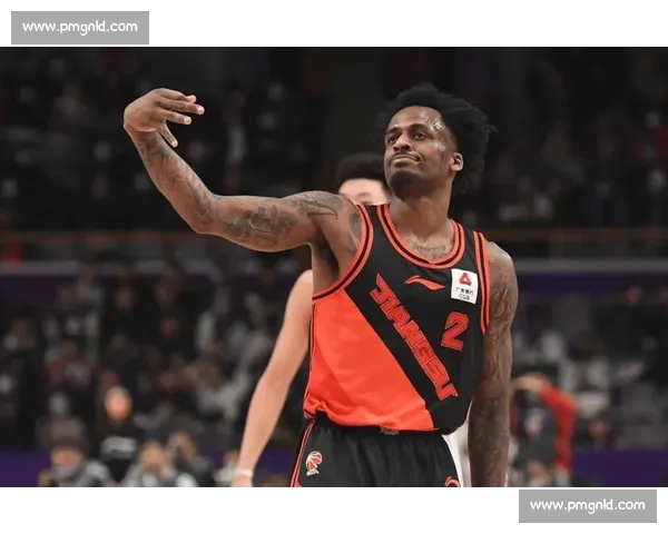 莫兰德重返辽宁！25 号战袍亮相，内线补强剑指四连冠